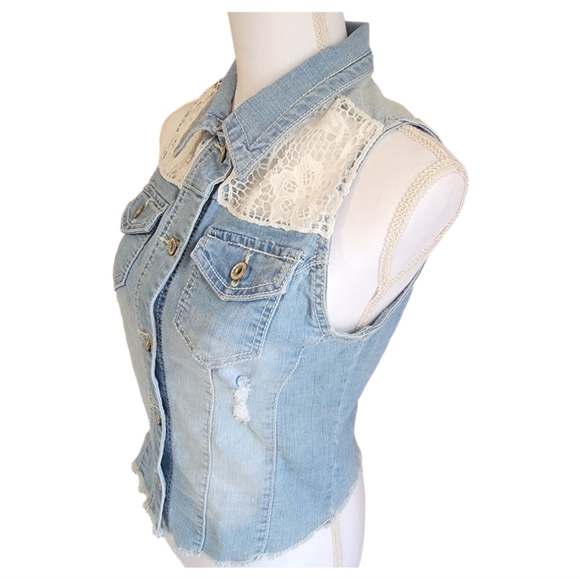 Maurices Women's Demin & Lace Sleeveless Vest, Button Up, Size Small, S - Picture 3 of 12
